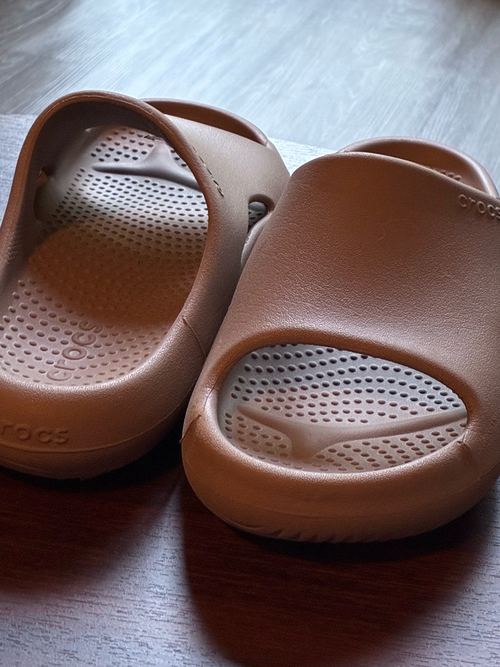 Crocs Mellow Recovery Slides Cushioned Slip-On Sandals